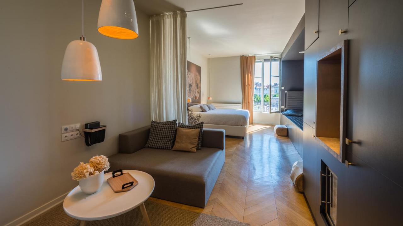 Mihotel Bellecour Лион Экстерьер фото